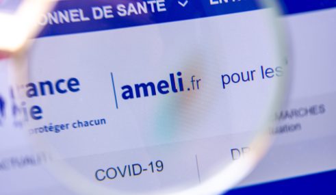 Capture d’écran du site Ameli.fr montrant les services en ligne pour suivre ses remboursements, déclarer des changements administratifs et accéder à ses droits de santé. Capture d’écran du site Ameli.fr montrant les services en ligne pour suivre ses remboursements, déclarer des changements administratifs et accéder à ses droits de santé.